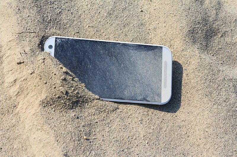 protect yourself from smartphone loss
